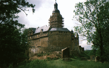 Burg Falkenstein - links